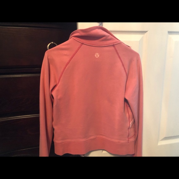 Lulu Lemon jacket - Picture 3 of 3